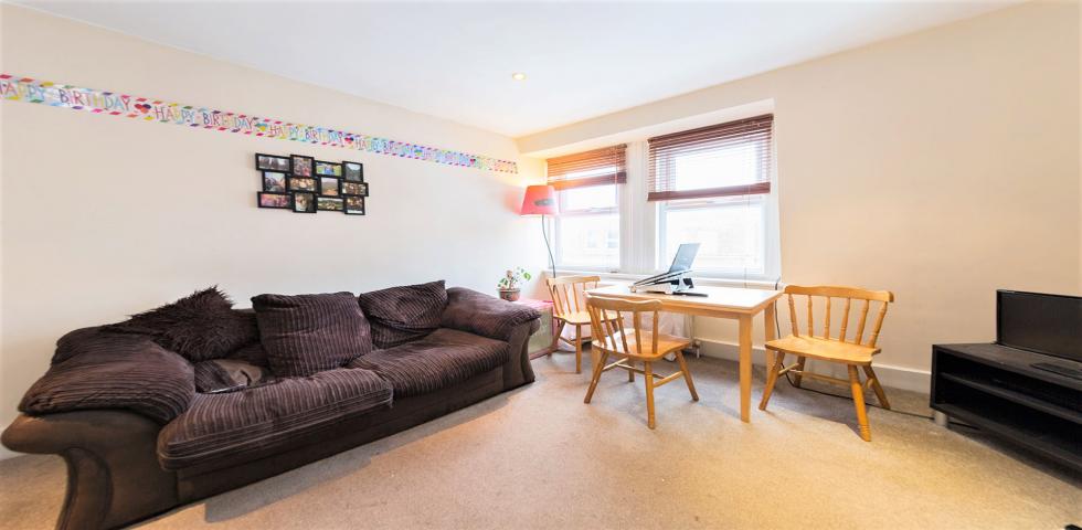 			NEW INSTRUCTION, 3 Bedroom, 1 bath, 1 reception Flat			 West End Lane, WEST HAMPSTEAD